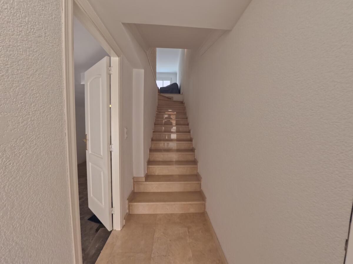 3 bed townhouse close to Denia centre