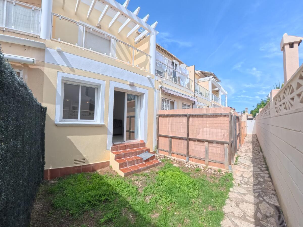 3 bed townhouse close to Denia centre
