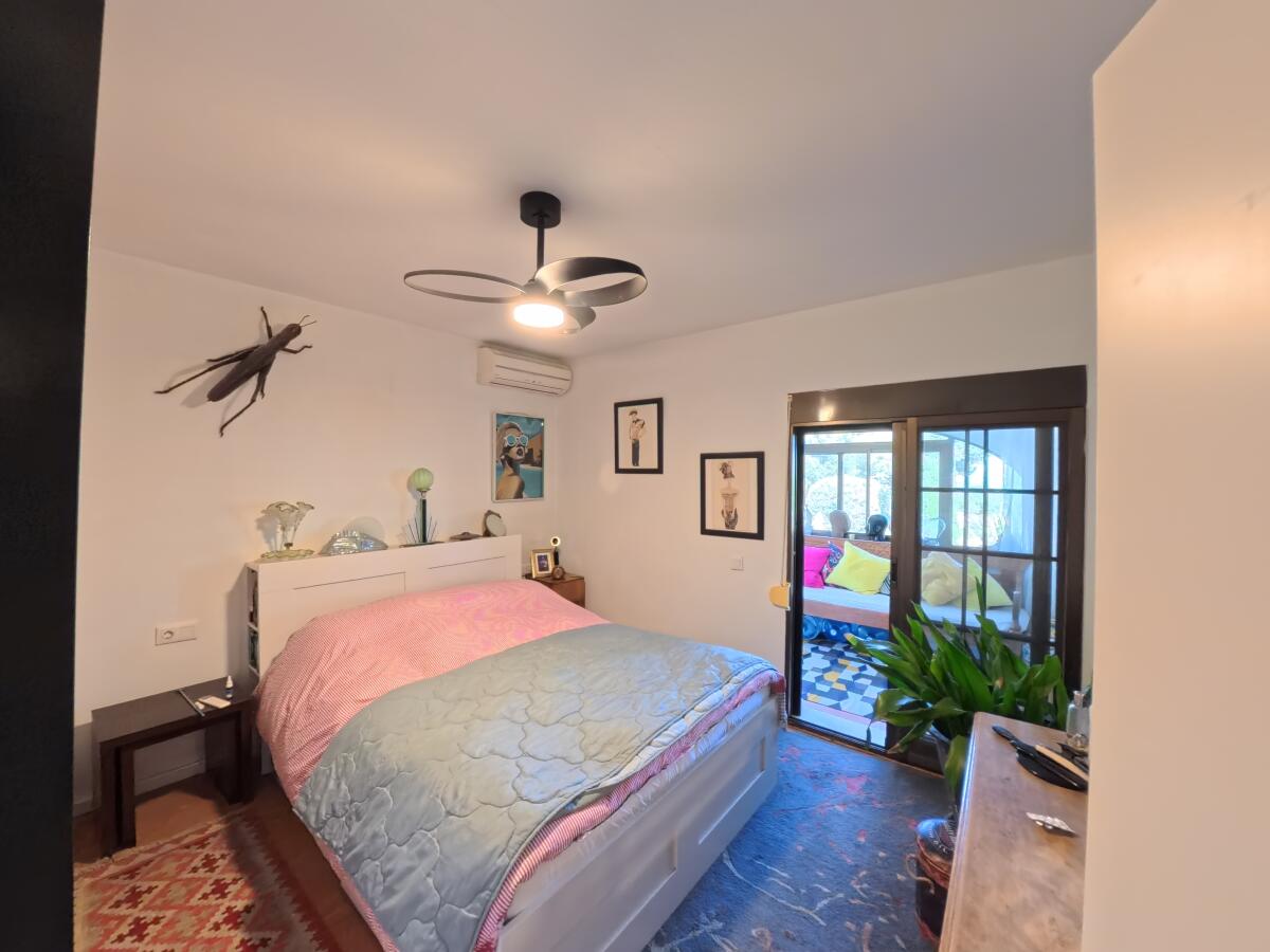 Fabulous 2‑Bedroom Villa with Sea Views in La Florida, Dénia