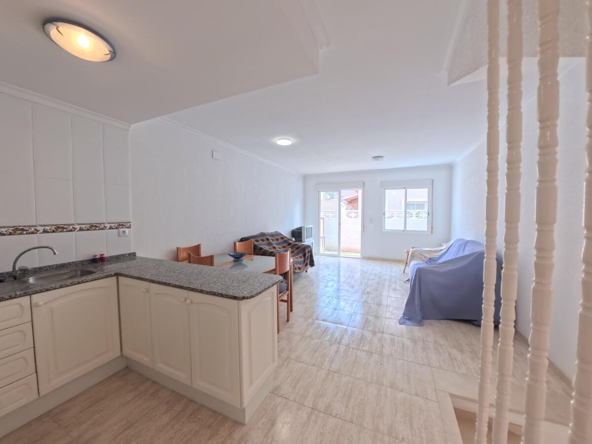 Move‑In Ready 3 Bedroom Home Near Town Centre