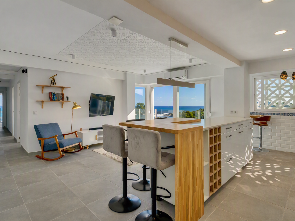 Penthouse with Dénia’s Most Spectacular Coastal & Montgó Views