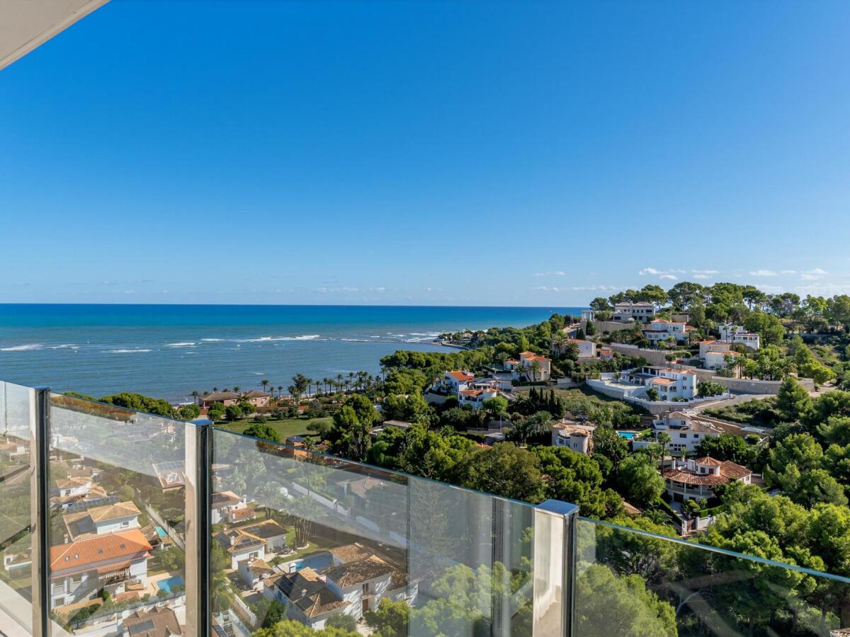 Penthouse with Dénia’s Most Spectacular Coastal & Montgó Views