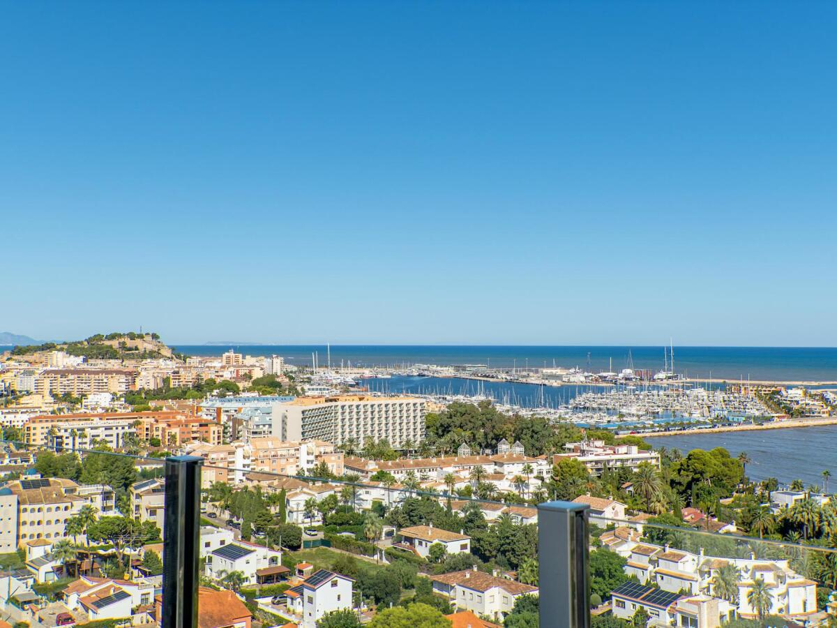 Penthouse with Dénia’s Most Spectacular Coastal & Montgó Views