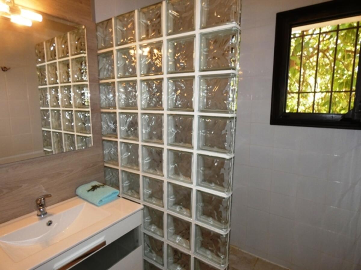 Villa 8 Bedrooms for sale in Pedreguer