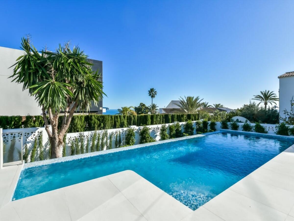 Villa 4 Bedrooms for sale in Calpe