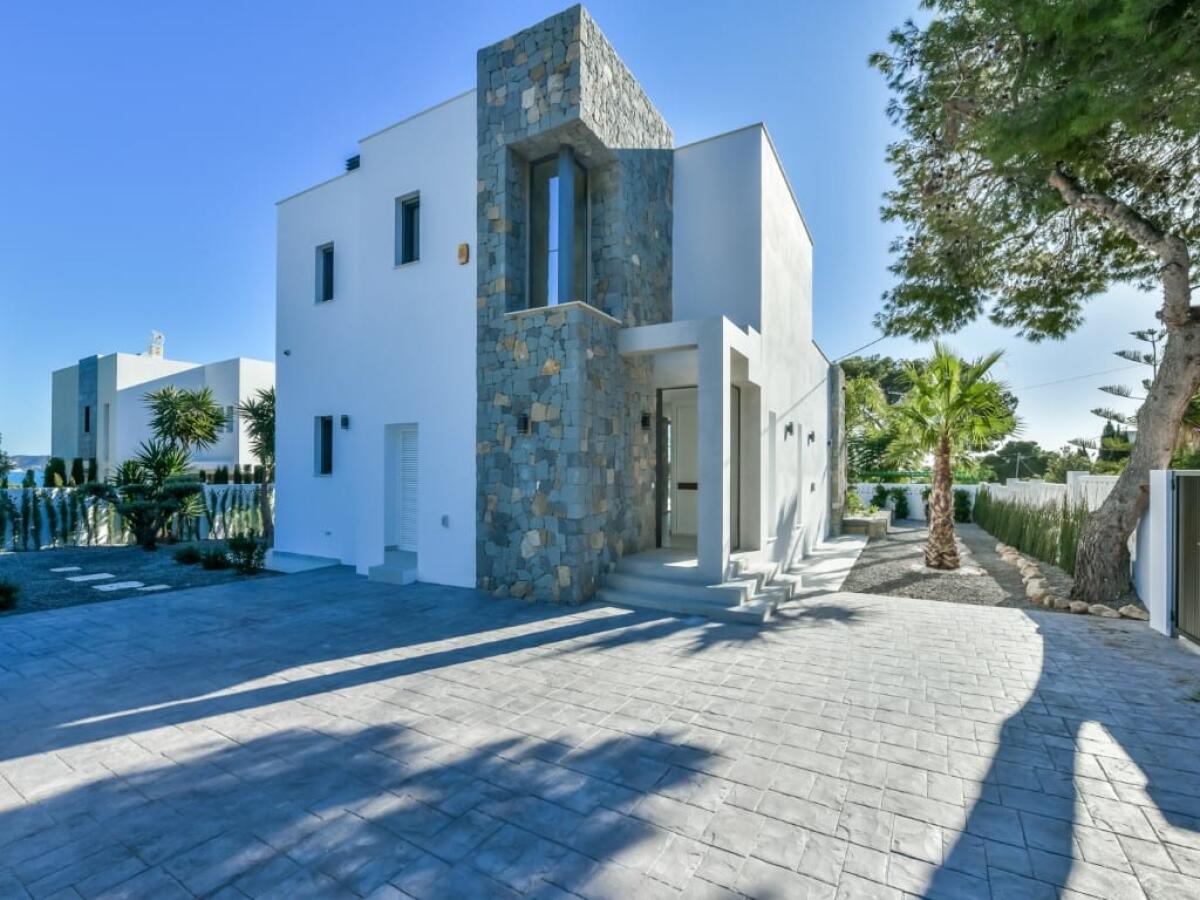 Villa 4 Bedrooms for sale in Calpe