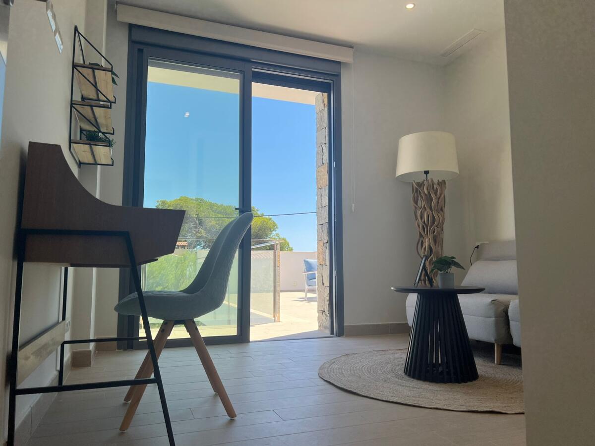 Villa 4 Bedrooms for sale in Calpe