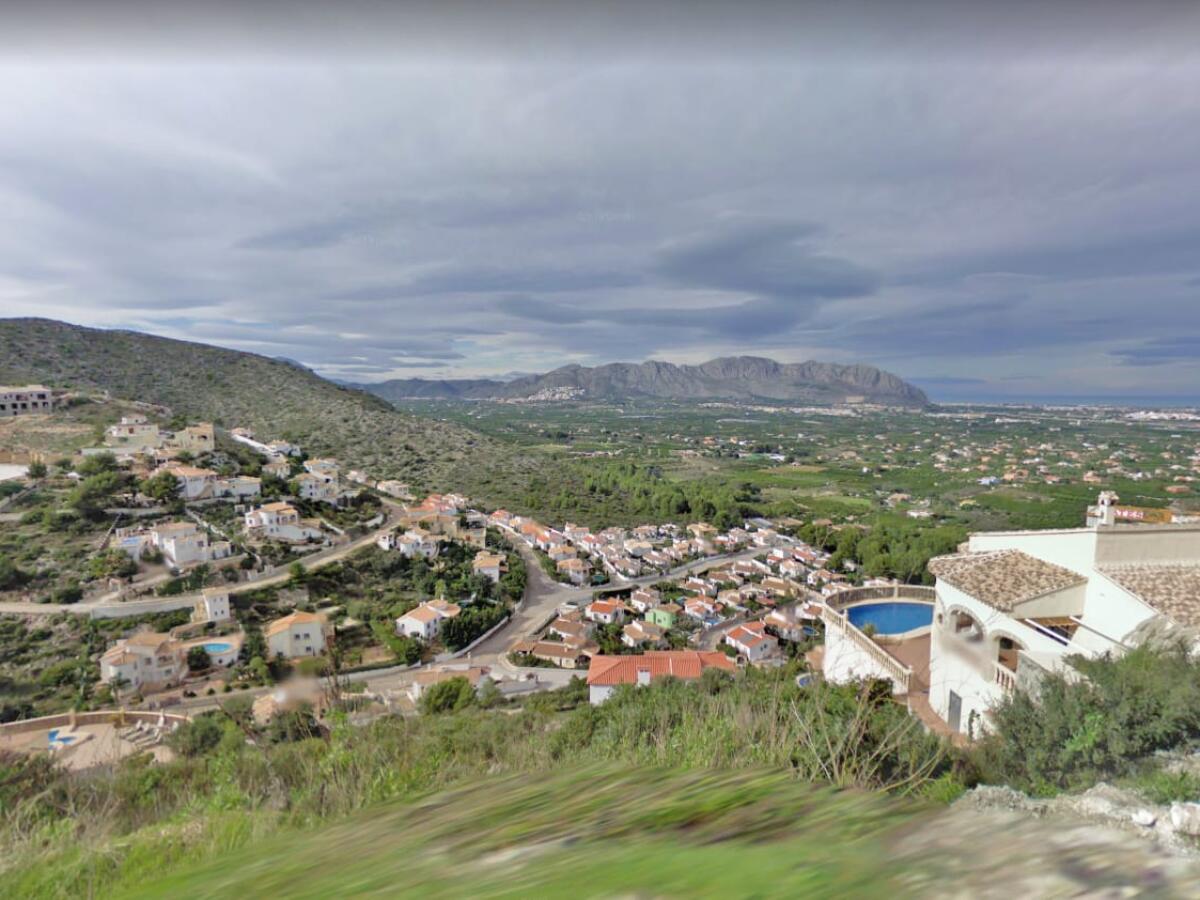 Plot for sale in Pedreguer