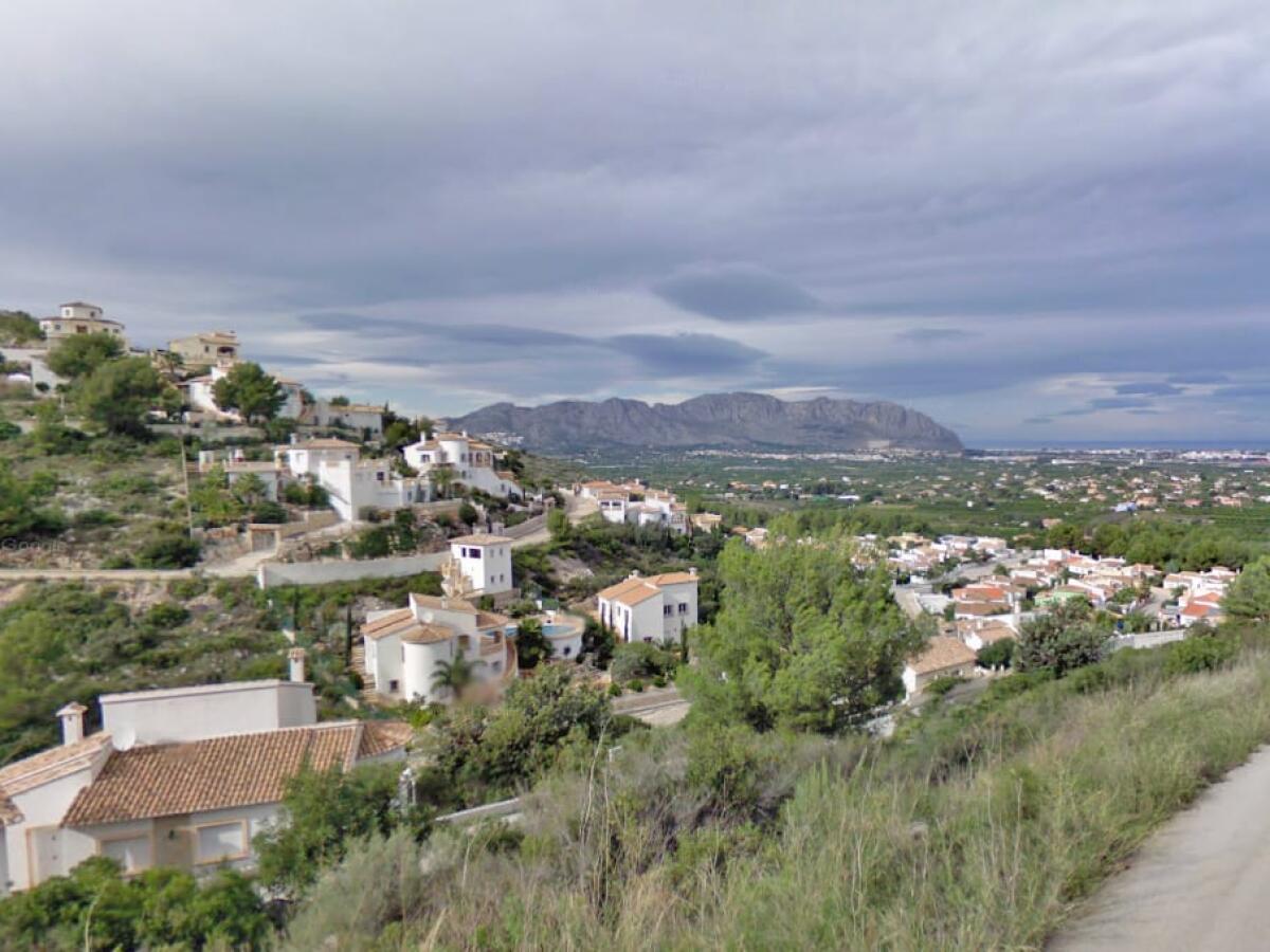 Plot for sale in Pedreguer