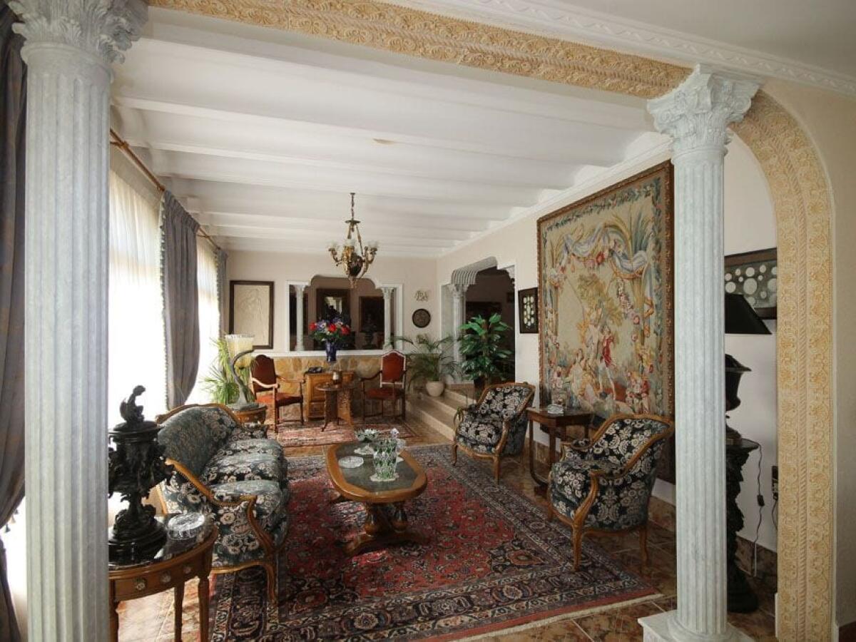 Villa 7 Bedrooms for sale in Gandia