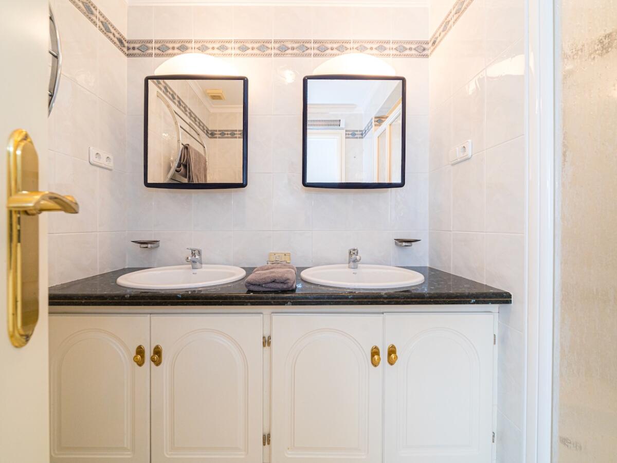 Villa 4 Bedrooms for sale in Moraira San Jaime