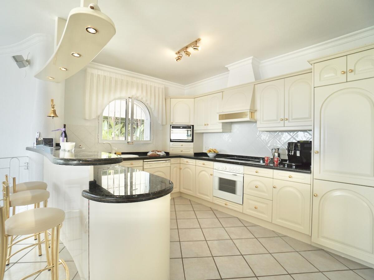 Villa 4 Bedrooms for sale in Moraira San Jaime