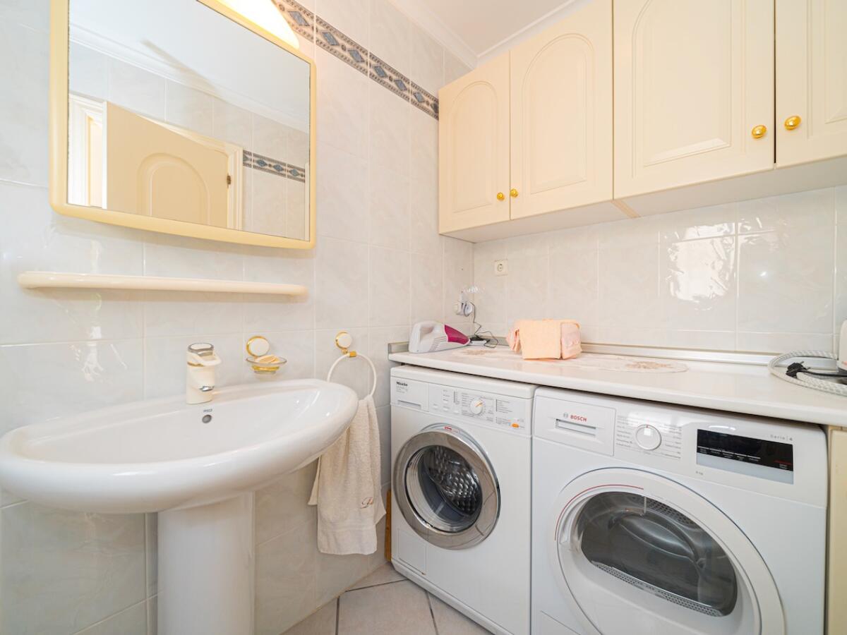 Villa 4 Bedrooms for sale in Moraira San Jaime