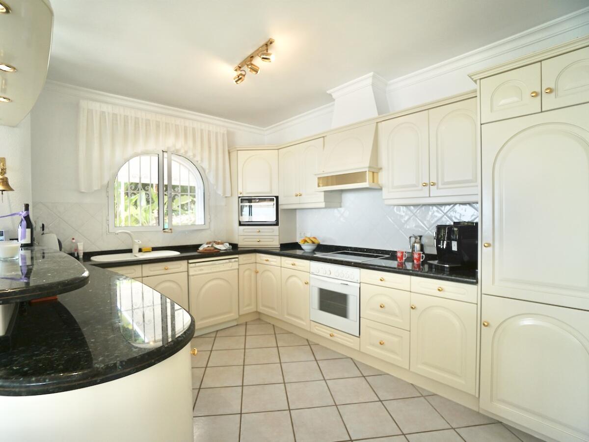 Villa 4 Bedrooms for sale in Moraira San Jaime