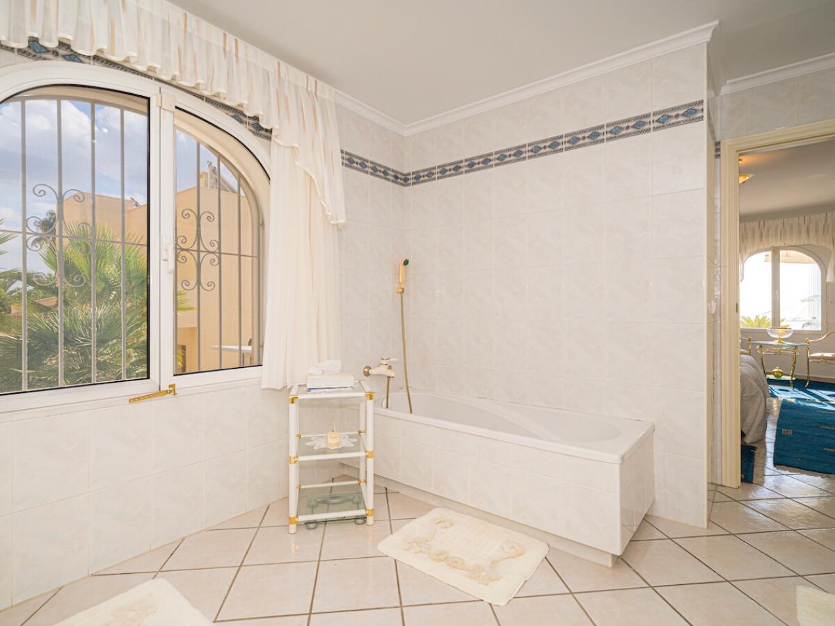 Villa 4 Bedrooms for sale in Moraira San Jaime