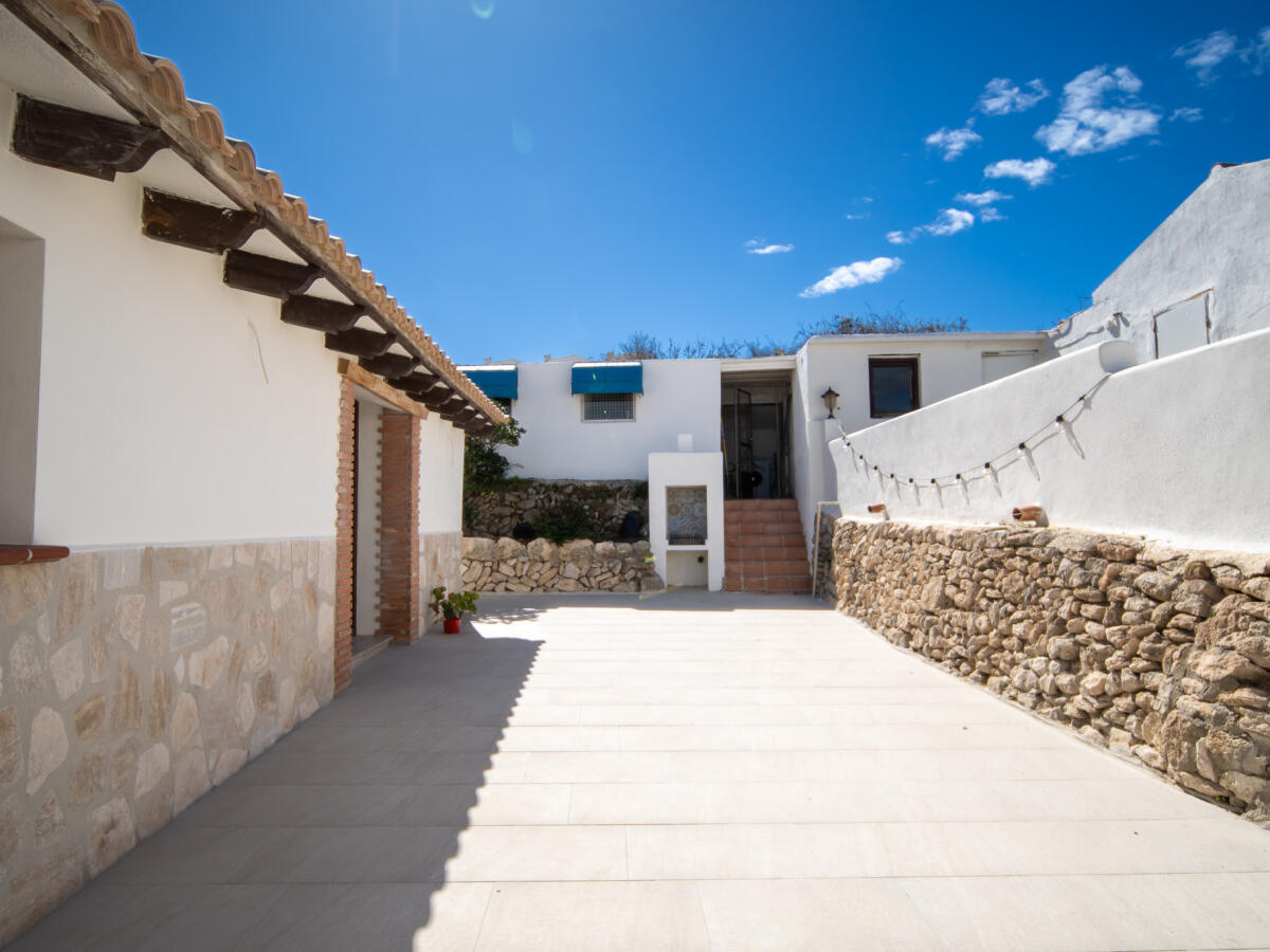 Villa 5 Bedrooms for sale in Moraira