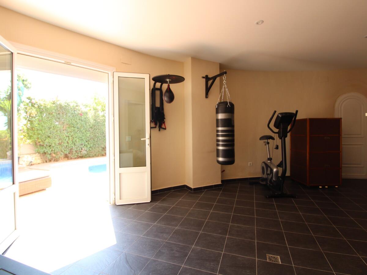 Villa 5 Bedrooms for sale in Moraira