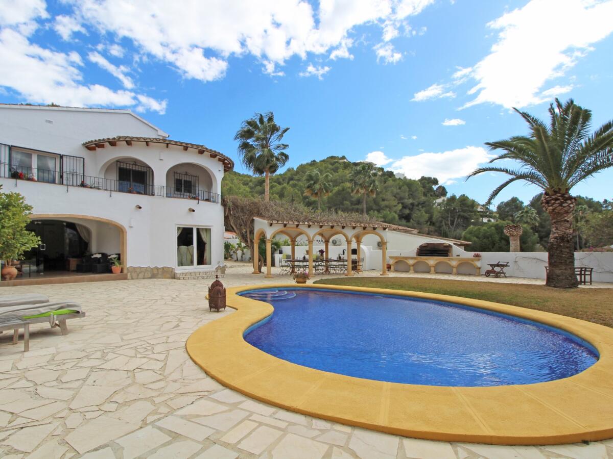 Villa 5 Bedrooms for sale in Moraira Villotel