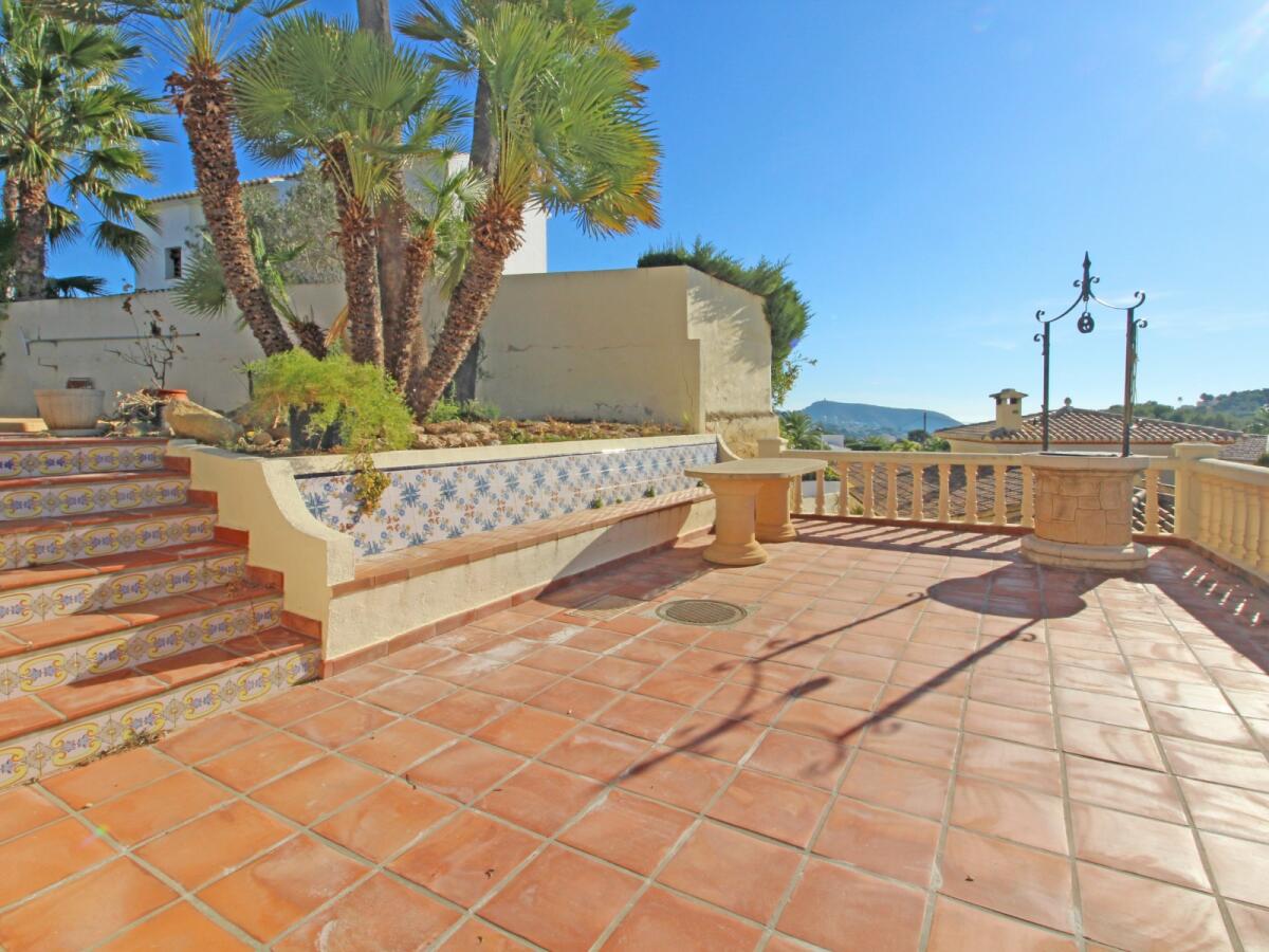 Villa 8 Bedrooms for sale in Moraira Benimeit