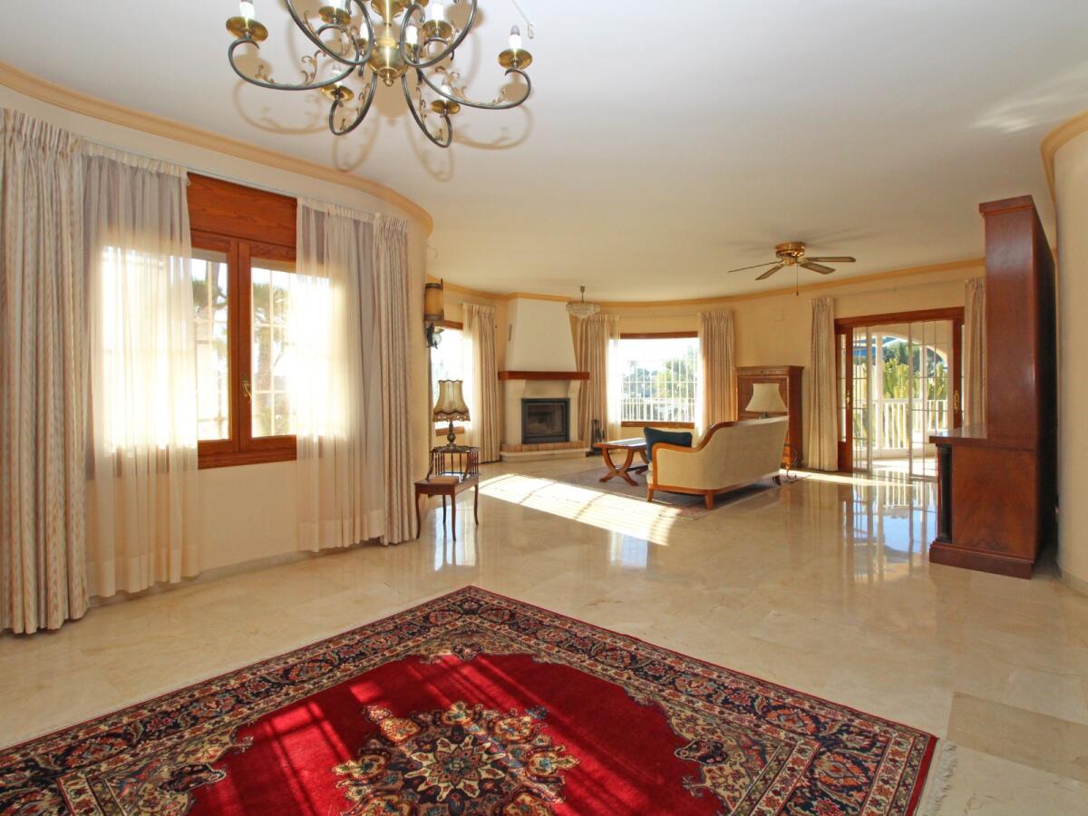 Villa 8 Bedrooms for sale in Moraira Benimeit