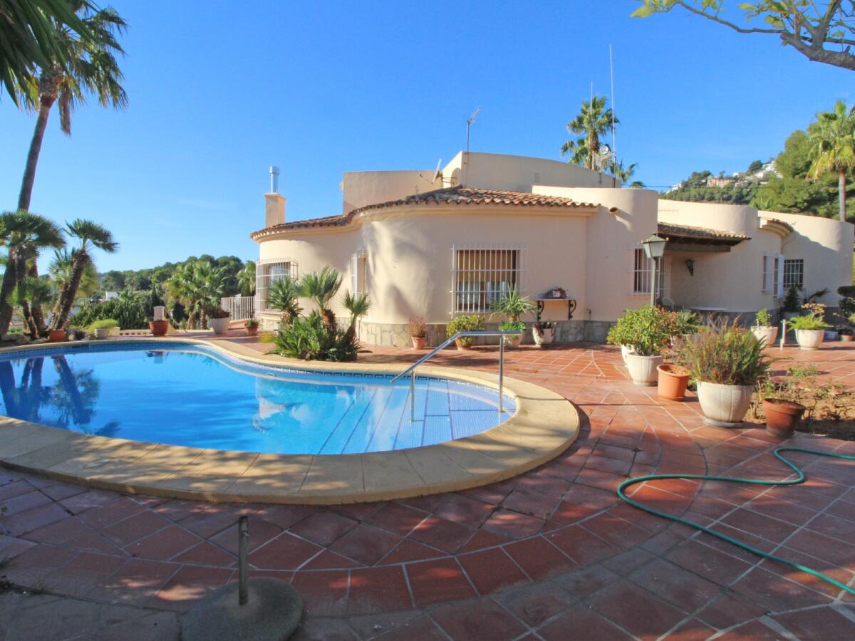 Villa 8 Bedrooms for sale in Moraira Benimeit