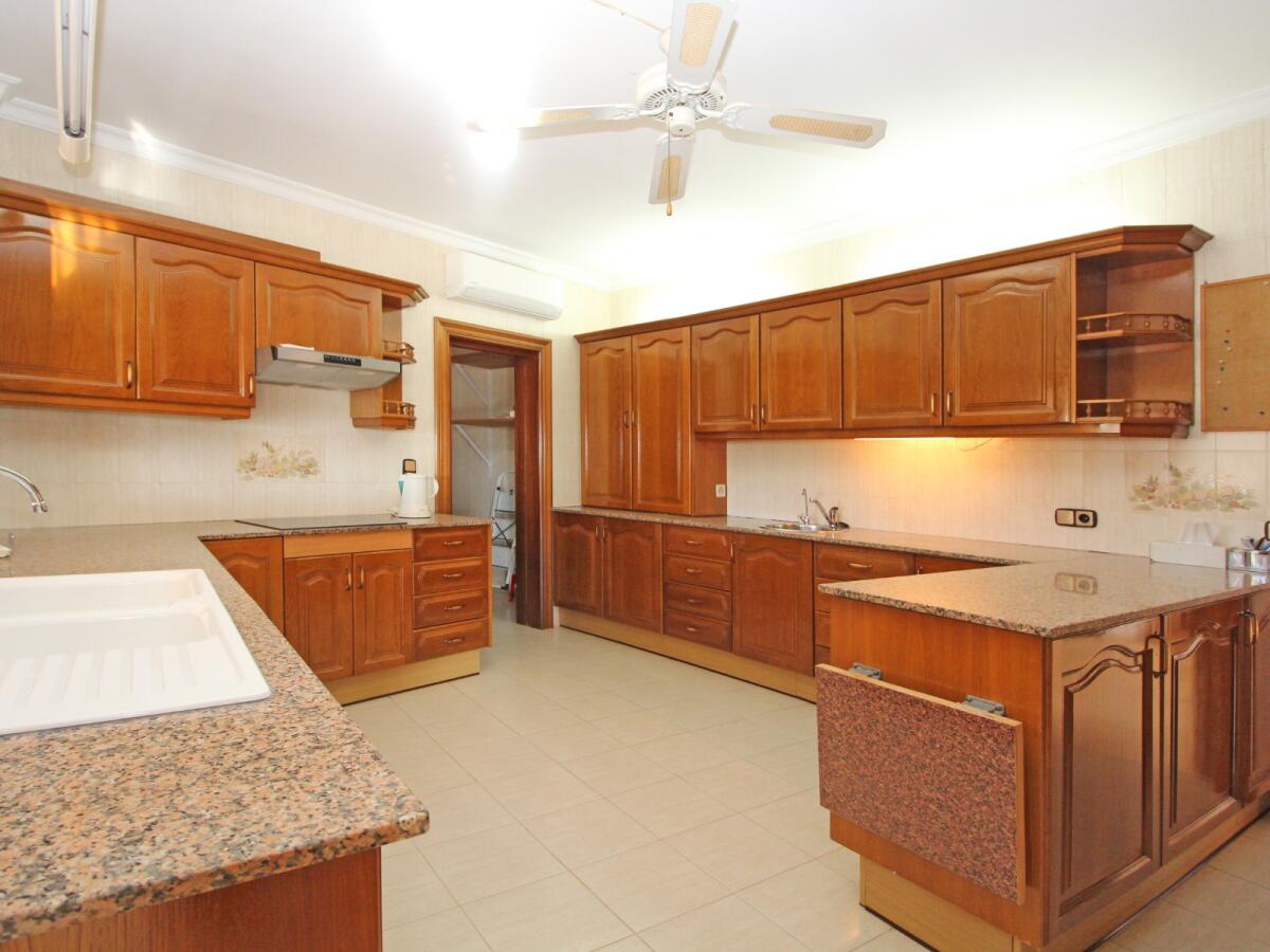 Villa 8 Bedrooms for sale in Moraira Benimeit