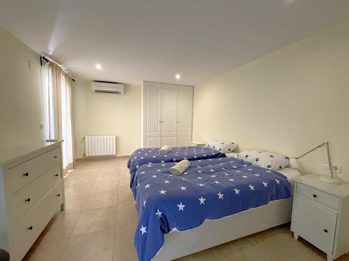 Villa 5 Bedrooms for sale in Moraira