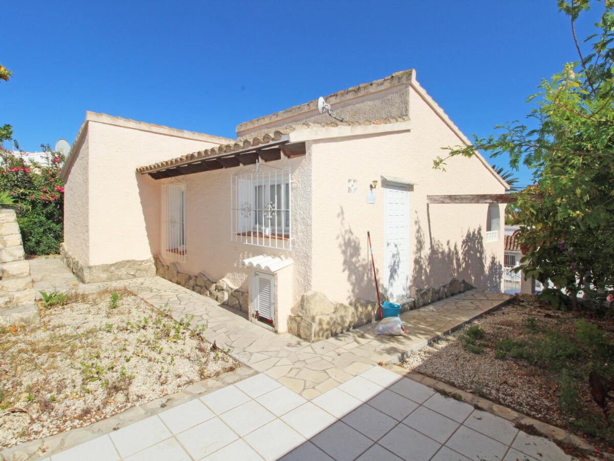 Villa 2 Bedrooms for sale in Moraira Sabatera